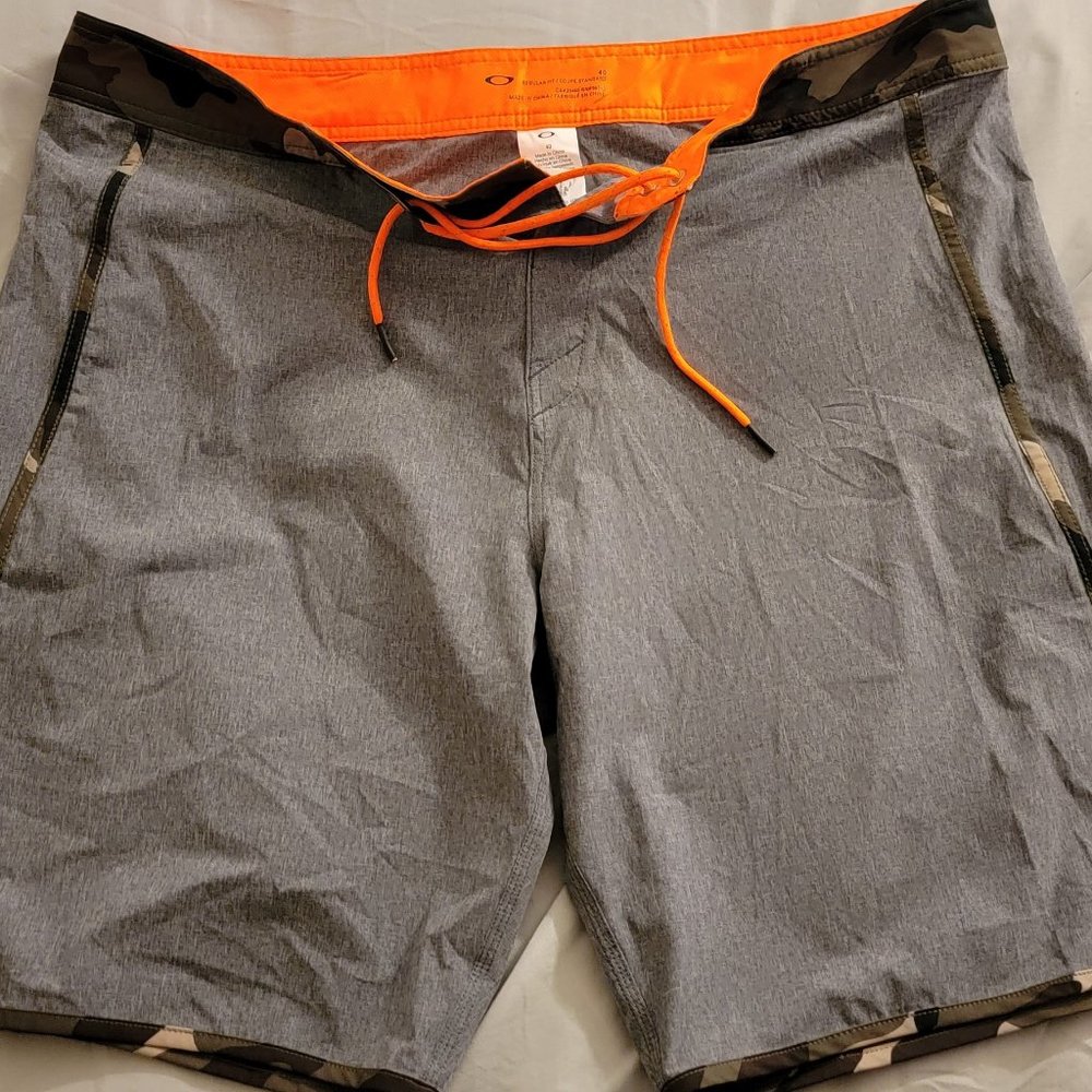 Oakley Mens Swim Trunks Size 40